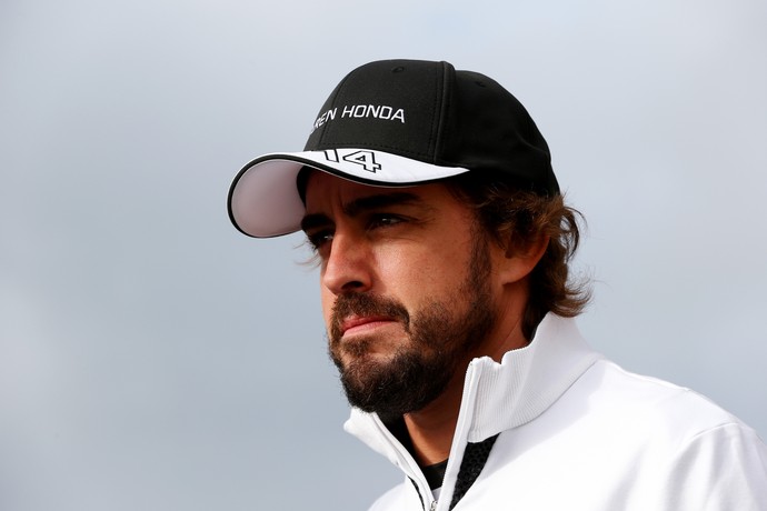 Fernando Alonso aposta que segunda metade da temporada será positiva para a McLaren (Foto: Getty Images)
