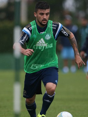 Palmeiras substitui meio-campista por lateral-esquerdo na lista do Paulistão