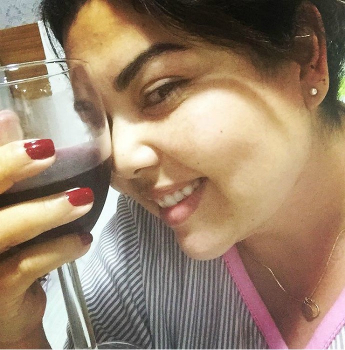 Fabiana Karla diz que ama fazer selfie (Foto: Arquivo Pessoal)