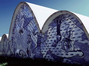 A Igreja São Francisco de Assis, também conhecida como Igreja da Pampulha, localizada nas margens da Lagoa da Pampulha em Belo Horizonte (MG) (Foto: Kadu Niemeyer e Acervo da Fundação Oscar Niemeyer)