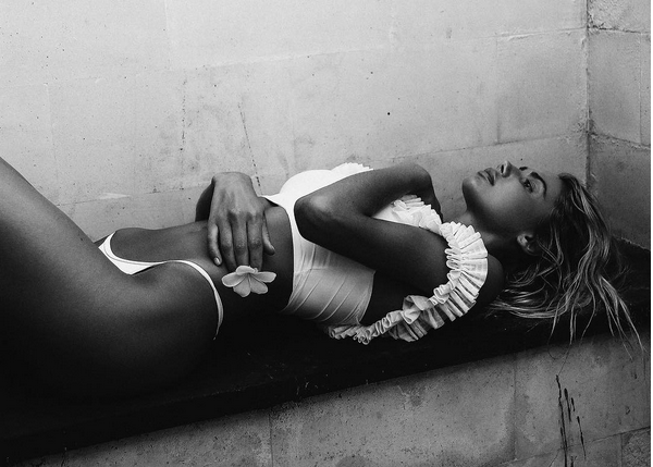 A modelo Sahara Ray (Foto: Instagram)