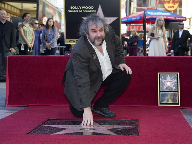 Cineasta Peter Jackson ganha estrela na Calçada da Fama de Hollywood (Foto: REUTERS/Mario Anzuoni)