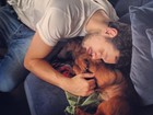 Sabrina Sato posta foto do cachorro e do namorado: 'Meus cheirosos'
