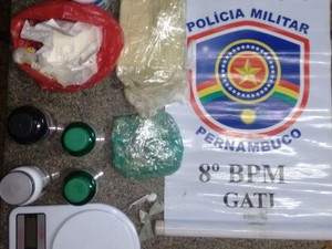 Cocaína apreendida em Salgueiro (Foto: Divulgação / Polícia Militar)
