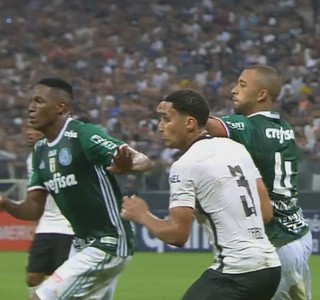 Denunciado por cotovelada em Pablo, Vitor Hugo pode perder o Paulistão