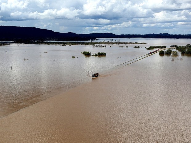 Imagem área da BR-364, sentido Acre (Foto: Sérgio Vale/Secom Acre)
