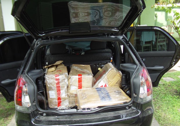 Carro com drogas em Guarujá, SP (Foto: Roberto Strauss/Arquivo Pessoal)