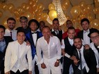 Neymar homenageia os amigos na noite de Réveillon