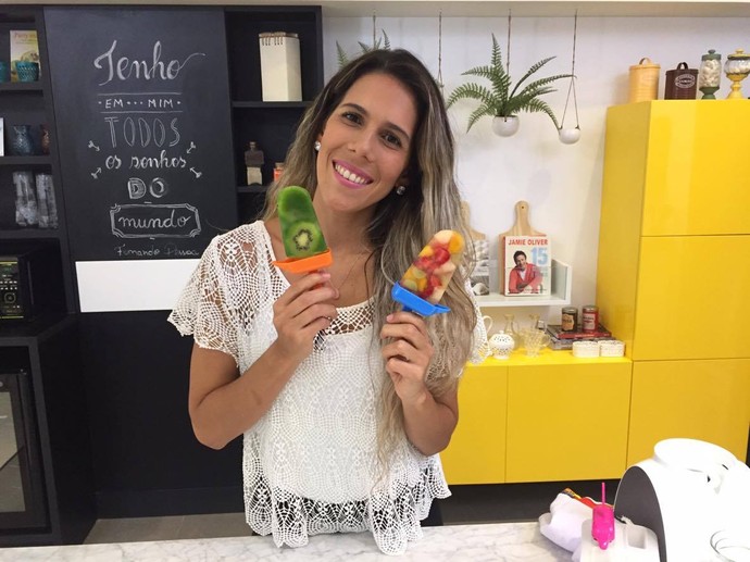 Nutricionista Clarice Cruz dá dicas de picolés saudáveis  (Foto: TV Sergipe)