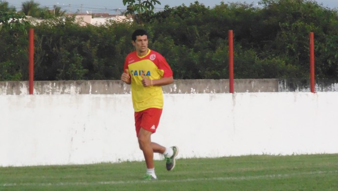 Edson Rocha, zagueiro do América-RN (Foto: Divulgação/América-RN) Edson Rocha, zagueiro do América-RN (Foto: Divulgação/América-RN)