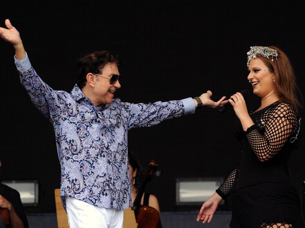 Alice Caymmi recebe Eumir Deodato no Palco Sunset do Rock in Rio (Foto: Alexandre Durão/G1)