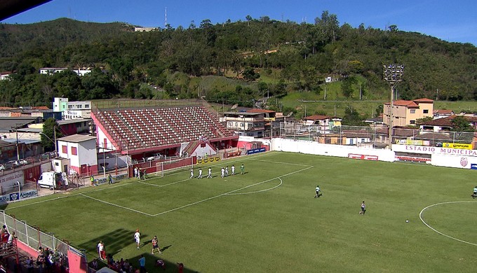 Castor Cifuentes, estádio do Villa Nova (Foto: Reprodução/TV Globo Minas)
