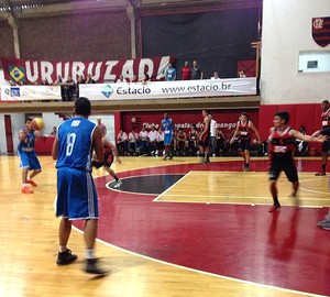 Flamengo e LSB pelo carioca de basquete (Foto: Reprodução / Twitter) Flamengo e LSB pelo carioca de basquete (Foto: Reprodução / Twitter)