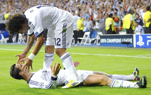 Cristiano Ronaldo e MArcelo, Real MAdrid e MAnchester City (Foto: Agência Reuters)