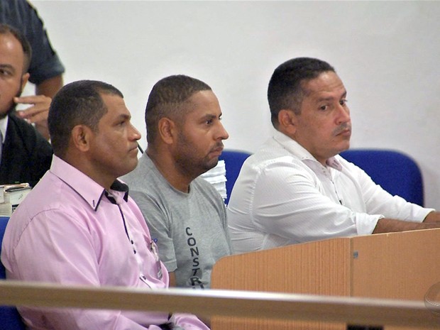 Réus Paulo Ferreira Martins, Carlos Alexandre da Silva e  Rogério da Silva Amorim (Foto: Reprodução/TVCA)