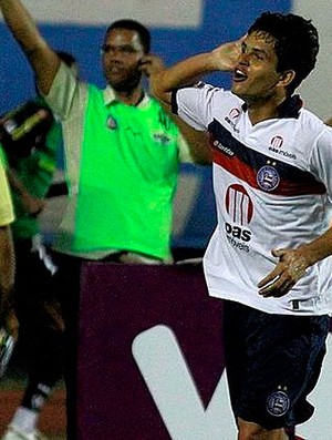 fahel comemora gol contra o botafogo (Foto: Divulgação/Site oficial) fahel comemora gol contra o botafogo (Foto: Divulgação/Site oficial)