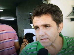 Cassio Guilherme Flister foi em busca de morfina, mas voltou para casa sem o remédio (Foto: Reprodução/Inter TV Cabugi)