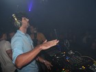 Jesus Luz curte noite como DJ em Belém do Pará