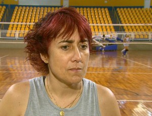 Sandra Mara Leão, técnica do time feminino de Araraquara (Foto: Rodrigo Sargaço/EPTV)