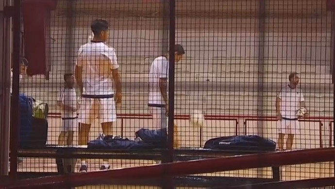 Argentinos aquecimento (Foto: Reprodução / SporTV) Argentinos aquecimento (Foto: Reprodução / SporTV)