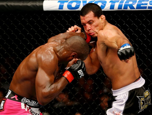 Phil Davis x Vinny Magalhaes UFC 159 (Foto: Getty Images) Phil Davis x Vinny Magalhaes UFC 159 (Foto: Getty Images)