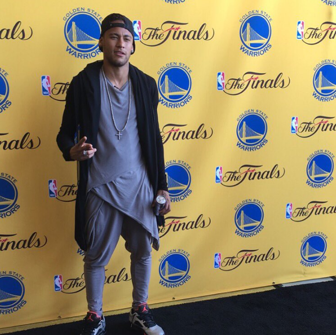 Golden State Warriors x Cleveland Cavaliers - Final - Jogo 2 - Neymar (Foto: Reprodução / Twitter)