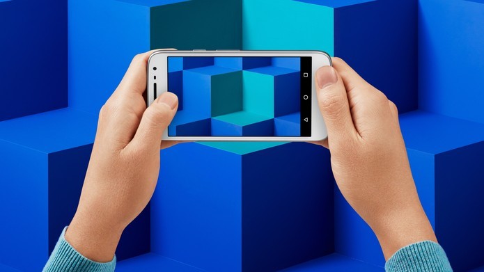 Moto G 4 Play traz processador Snapdragon 410, 2 GB de RAM e 16 GB internos (Foto: Reprodução/Elson de Souza)