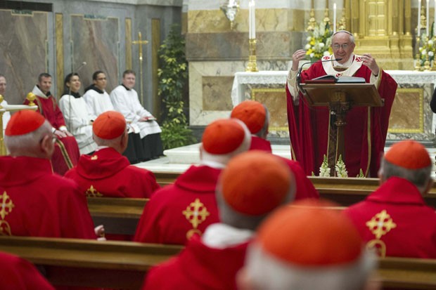Papa Francisco durante missa nesta terça-feira no Vaticano  (Foto: Osservatore Romano/AFP)