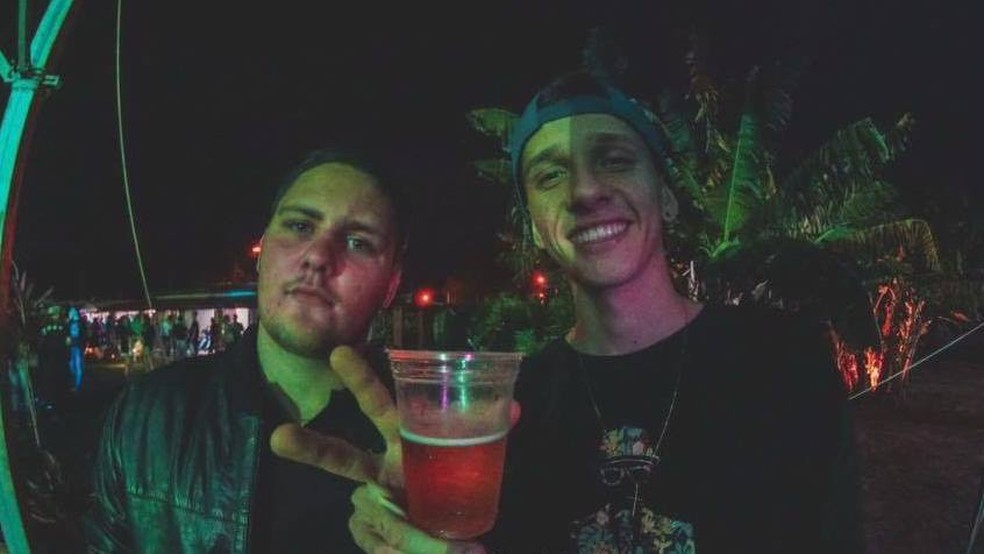 Gabriel (à esq.) e Rafael foram abordados por grupo em Rio Claro (Foto: Gabriel Smizmaul/Arquivo pessoal)