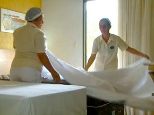 Há vagas para camareiras (Foto: Reprodução / EPTV)