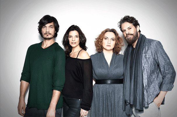 Clóvis Torres, Helena Ranaldi, Daíse Amaral e Juan Alba formam o elenco (Foto: Divulgação)