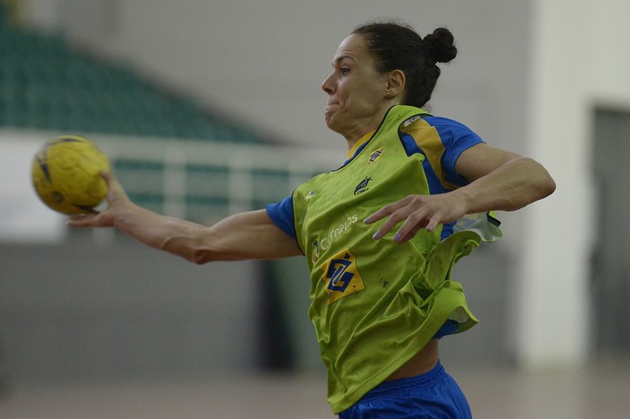 Dani Piedade, handebol, Brasil (Foto: Alexandre Loureiro/Photo&Grafia)