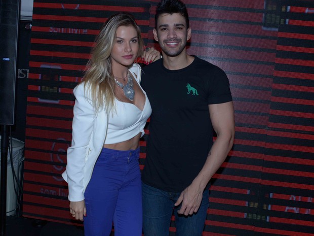 Andressa Suita e Gusttavo Lima em show em São Paulo (Foto: Leo Franco/ Ag. News)