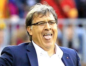 Tata Martino no jogo Barcelona e Atletico de Madrid (Foto: EFE) Tata Martino no jogo Barcelona e Atletico de Madrid (Foto: EFE)