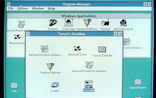 Em 1990, o Windows começa a apresentar os traços das versões posteriores. O Windows 3.0 foi a primeira versão que teve sucesso comercial, com milhões em vendas no primeiro ano. O sistema era cada vez mais usado no trabalho e também começou a incluir jogos como Paciência e Campo Minado (Foto: Divulgação/Microsoft)