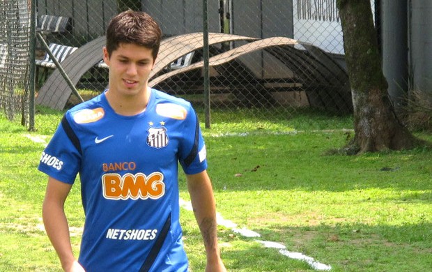 Pato Rodriguez santos no CT Rei Pelé (Foto: Marcelo Hazan / Globoesporte.com)