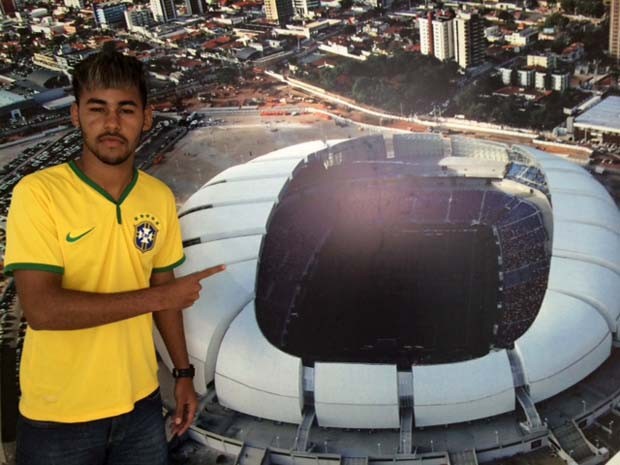 Estudante sonha em ser jogador de futebol (Foto: Fernanda Zauli/G1) Estudante sonha em ser jogador de futebol (Foto: Fernanda Zauli/G1)