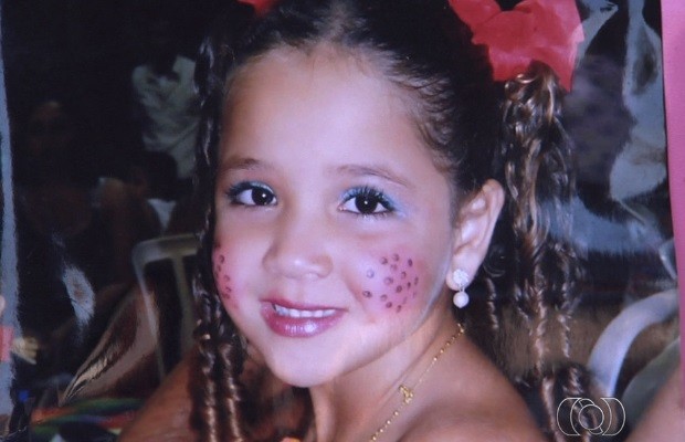 Barbára Aparecida Vieira, de 7 anos, morreu de meningite em Itaberaí, Goiás (Foto: Reprodução/TV Anhanguera)