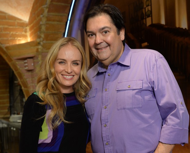 Angélica e Fausto posam para foto (Foto: Globo / Zé Paulo Cardeal)