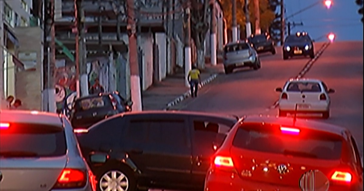 G1 Mudanças no trânsito de Brás Cubas causam confusão notícias em