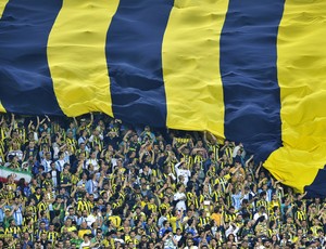 Torcida Fenerbahçe (Foto: AFP)