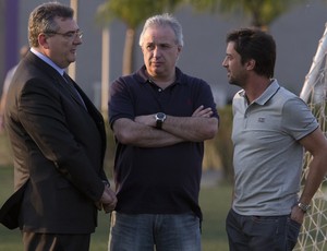 Mario Gobbi, Roberto de Andrade, Duilio Monteiro Alves - diretoria do Corinthians (Foto: Daniel Augusto Jr / Agência Corinthians)