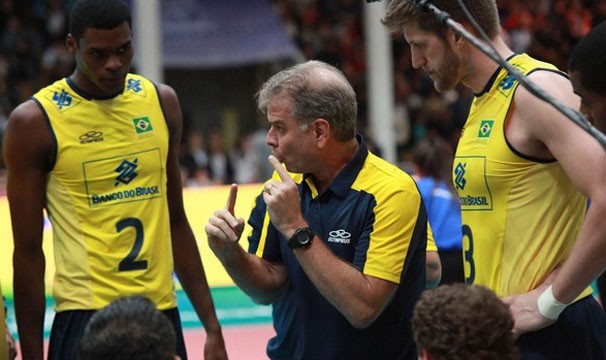 Bernardinho vê próximos duelos como teste para a renovada seleção  (Foto: Divulgação / FIVB / Reprodução: Globoesporte.com)