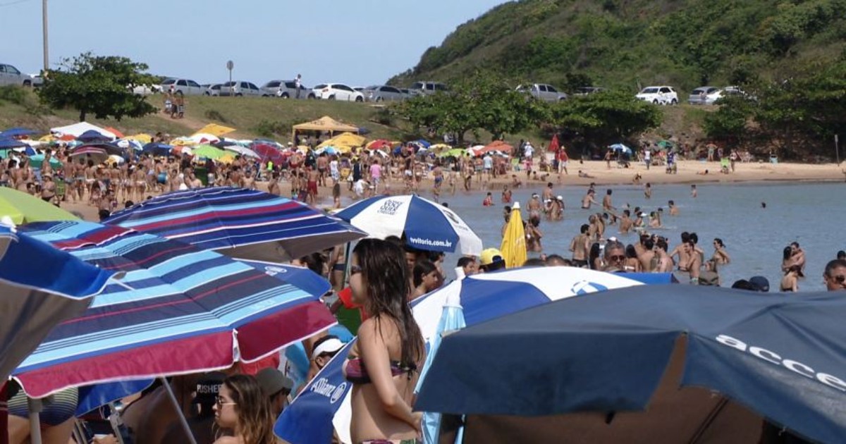 'Sensação do Brasil', diz banhista sobre praia de Guarapari, ES - Globo.com
