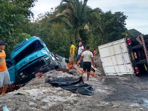 Um dos motoristas ficou em estado grave e outro teve apenas escoriações leves, no Piauí (Foto: Simplício Júnior/TV Clube)