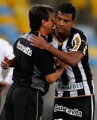 Eduardo Hungaro e Wallyson, Botafogo x San Lorenzo (Foto: Reuters)