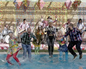 Vestida De Caipira Ana Maria Pula Na Piscina Do Bbb Com Famosos O Programa Programas