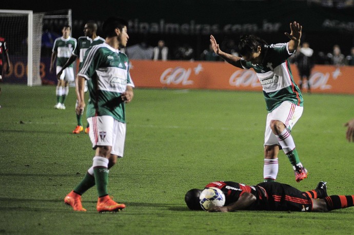 Valdivia Palmeiras (Foto: Marcos Ribolli/Globoesporte.com)