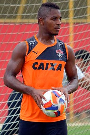 Rafaelson; Vitória (Foto: Francisco Galvão/EC Vitória/ Divulgação) Rafaelson; Vitória (Foto: Francisco Galvão/EC Vitória/ Divulgação)