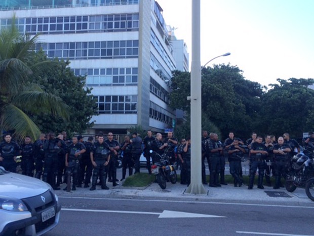 De acordo com o comando da PM no evento, cerca de 150 policiais do 23º BPM, do Batalhão de Grandes Eventos e do Batalhão de Choque foram mobilizados para acompanhar a marcha (Foto: Káthia Mello / G1)